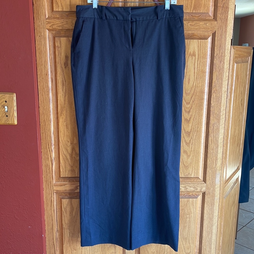 Size 12 Gray Liz Claiborne